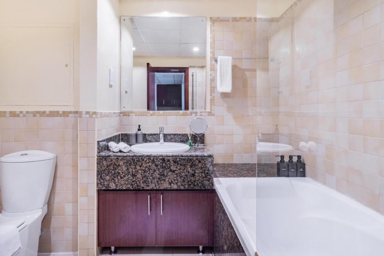 Beachfront - Large Studio In Jbr Rimal 4 Appartement Dubai Buitenkant foto